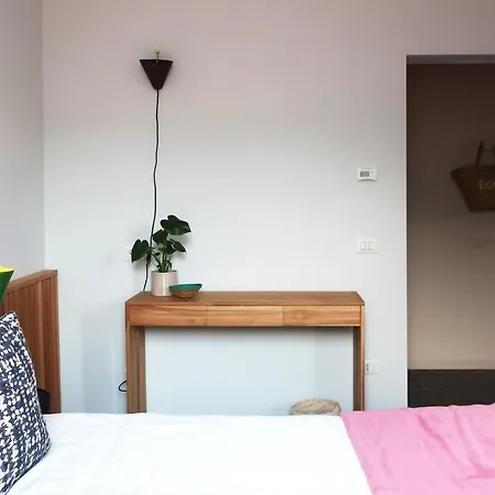 Picobello בית הארחה מנדלו דל לאריו