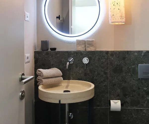 Picobello 3* מנדלו דל לאריו